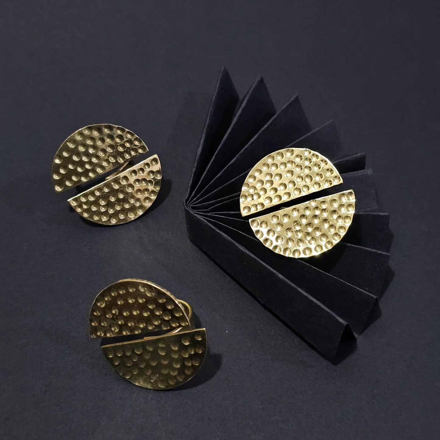Cut Circle Ring