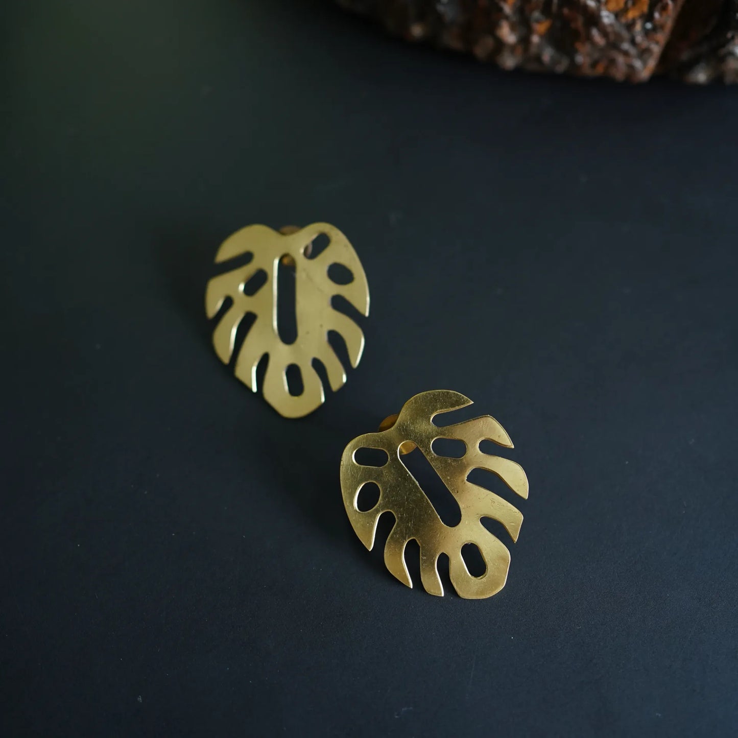 Monstera Earrings