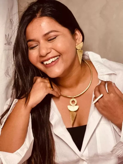 Hasli SemiCircle Triangle