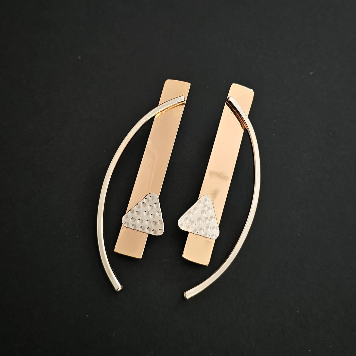 Arc earrings