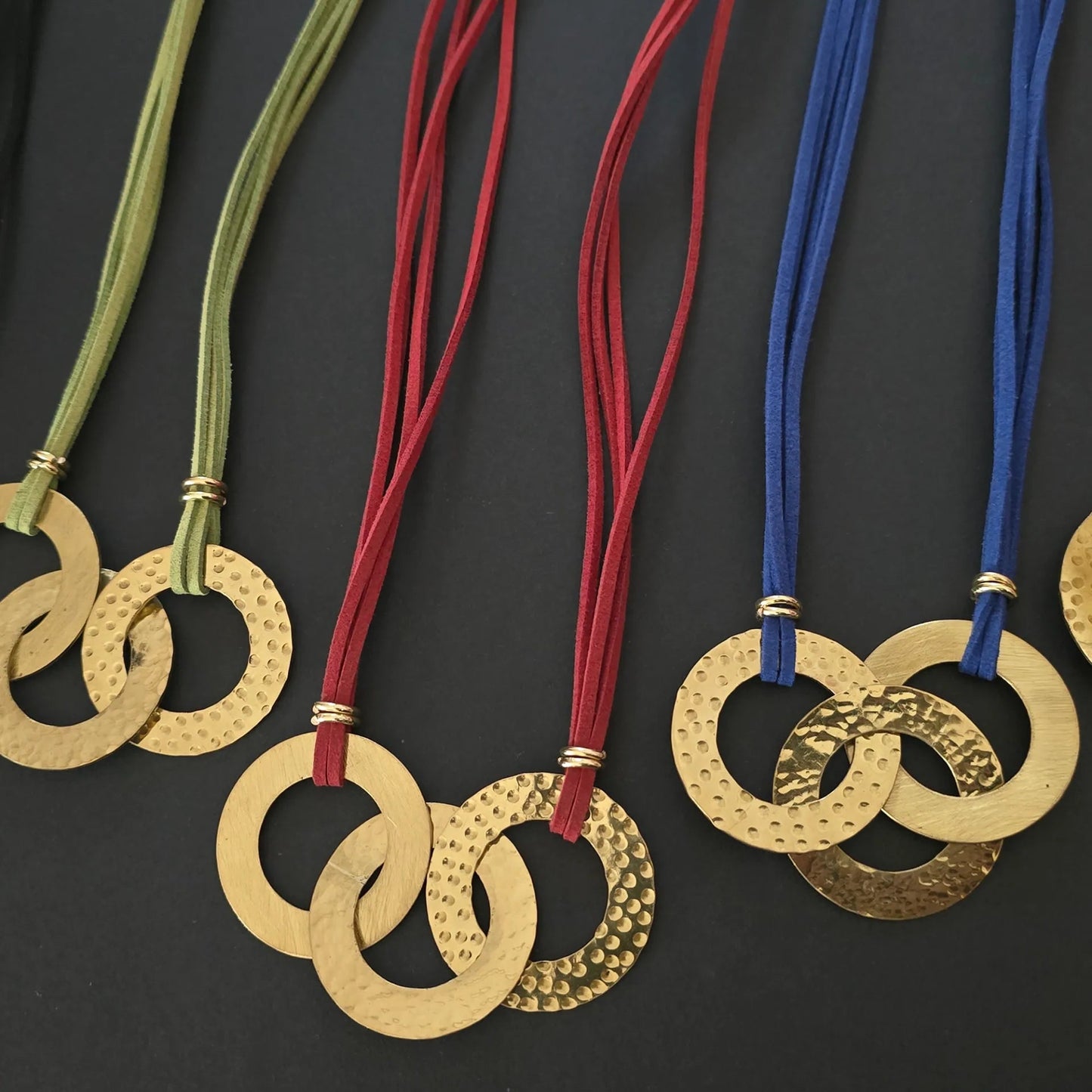 Tri Circle- Unisex Necklace