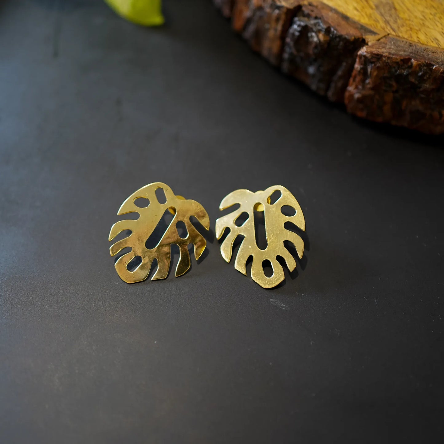 Monstera Earrings