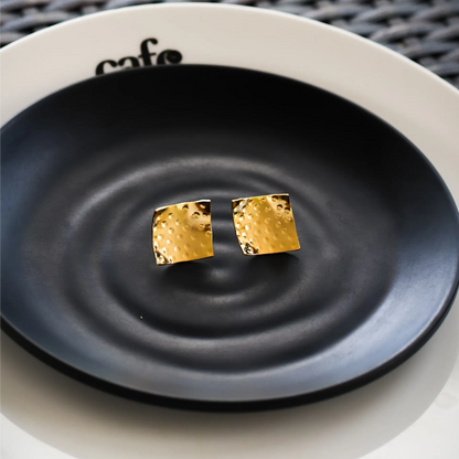 Diamond Shape Studs Earrings