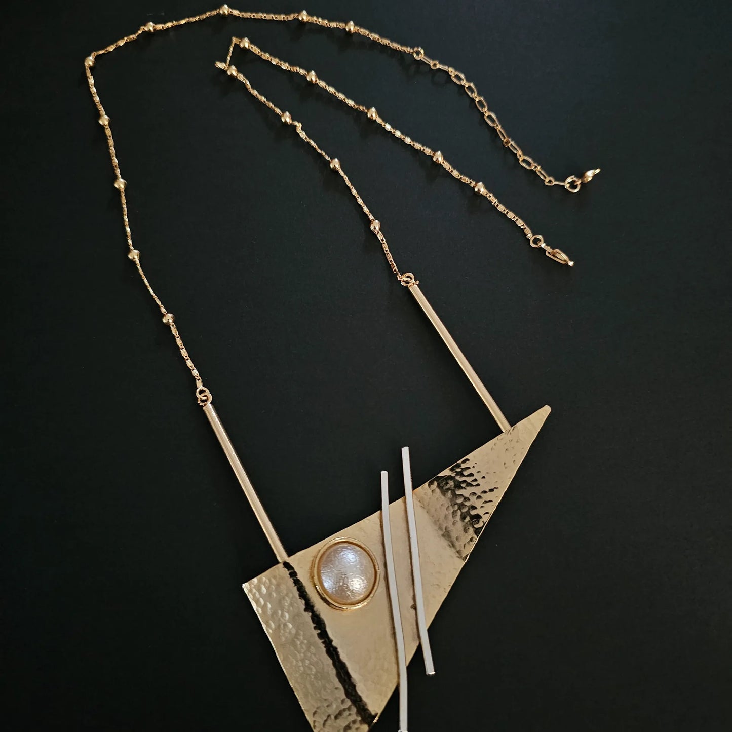 The Axis Necklace