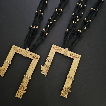 Frame Necklace