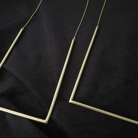 U Necklace