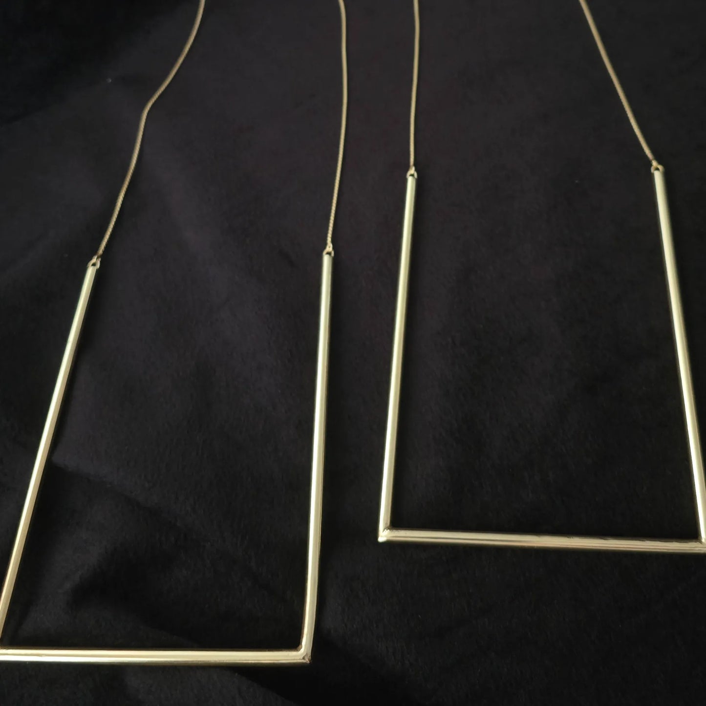 U Necklace