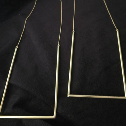 U Necklace