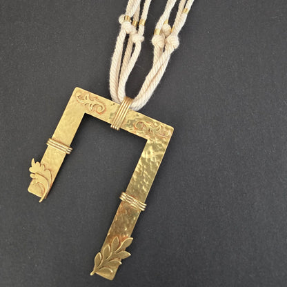 Frame Necklace