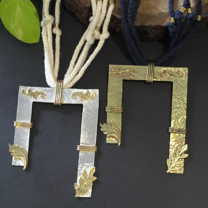 Frame Necklace
