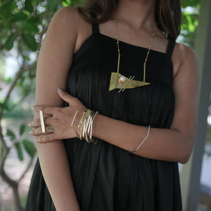 The Axis Necklace