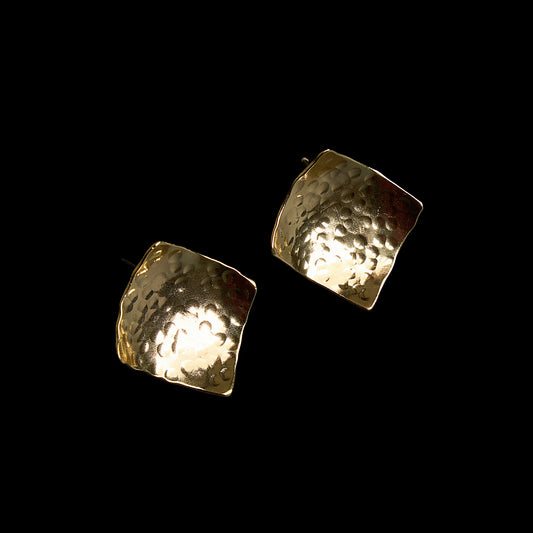 Diamond Shape Studs Earrings