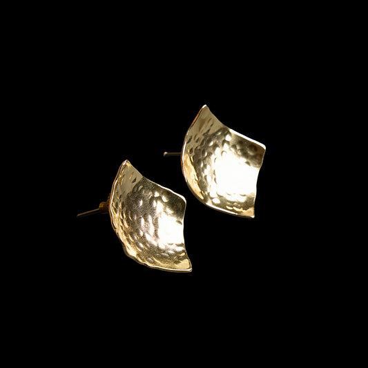 Diamond Shape Studs Earrings
